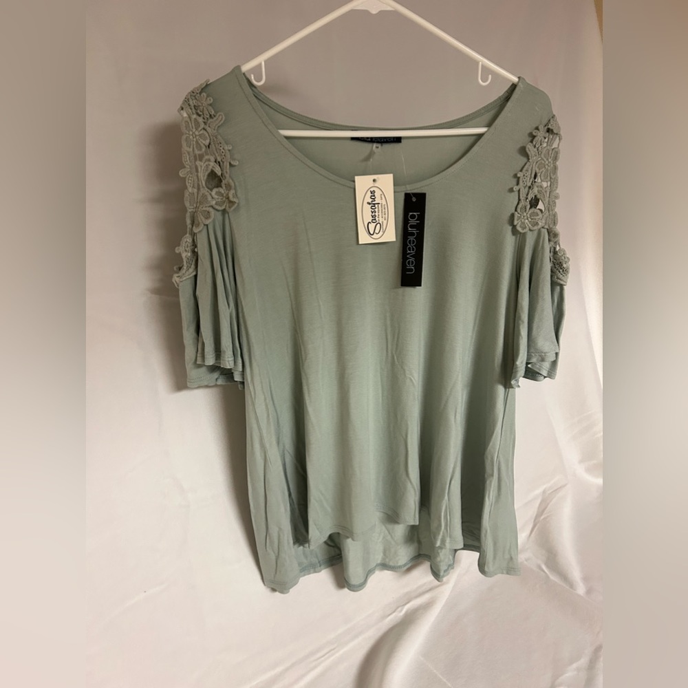 Boutique shirt